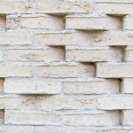 Tiilijulkisivu Koirasaarentie 32, Helsinki. Kuvat: Raimo Ahonen